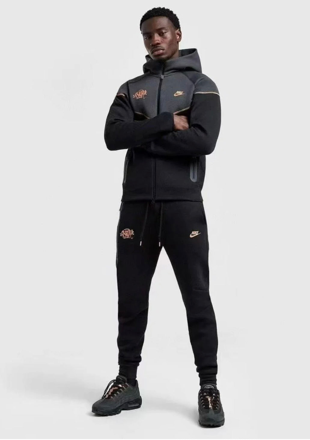SYNA X TECH FLEECE HOODIE